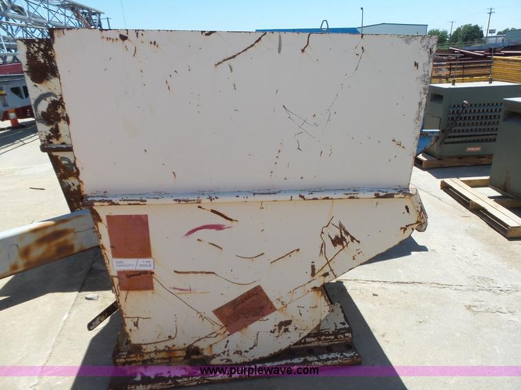 image for item K8397 (3) self dumping hoppers