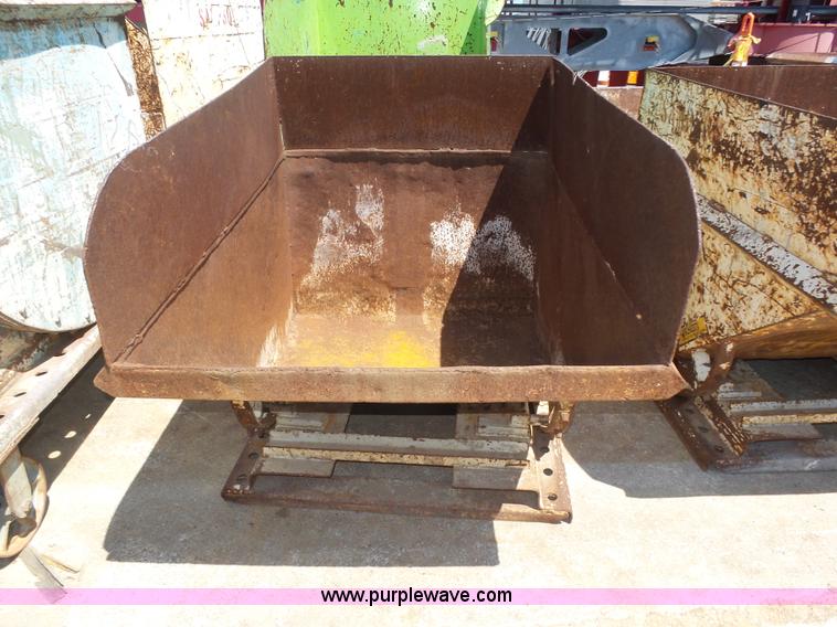 image for item K8399 (4) self dumping hoppers