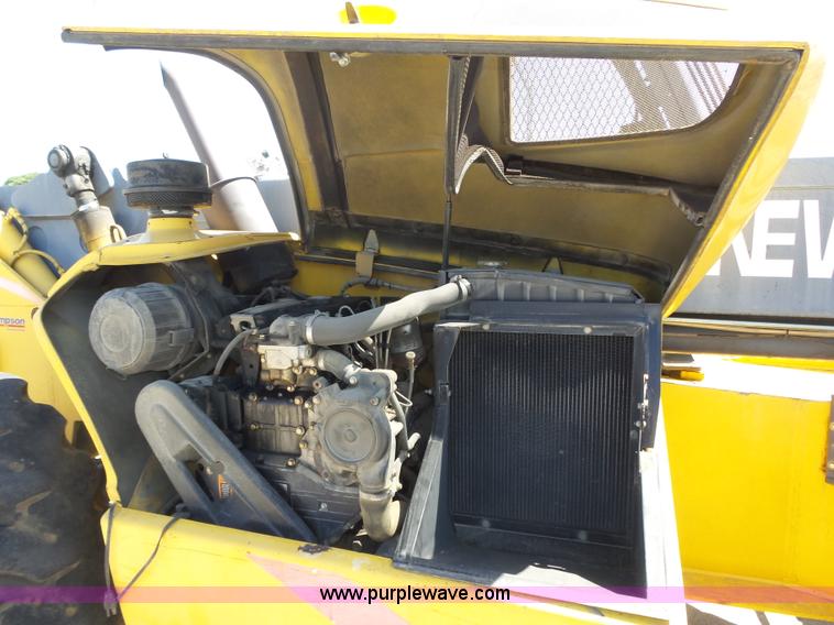 image for item K8404 2000 New Holland LM850 telehandler