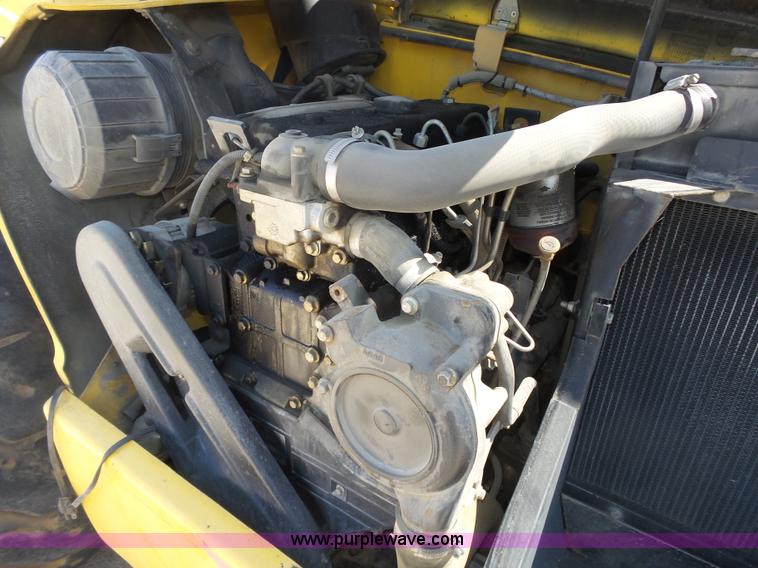 image for item K8404 2000 New Holland LM850 telehandler