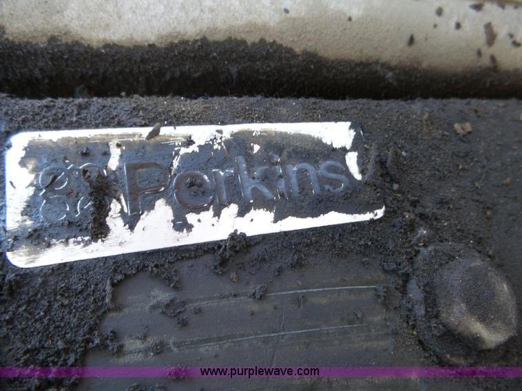 image for item K8404 2000 New Holland LM850 telehandler