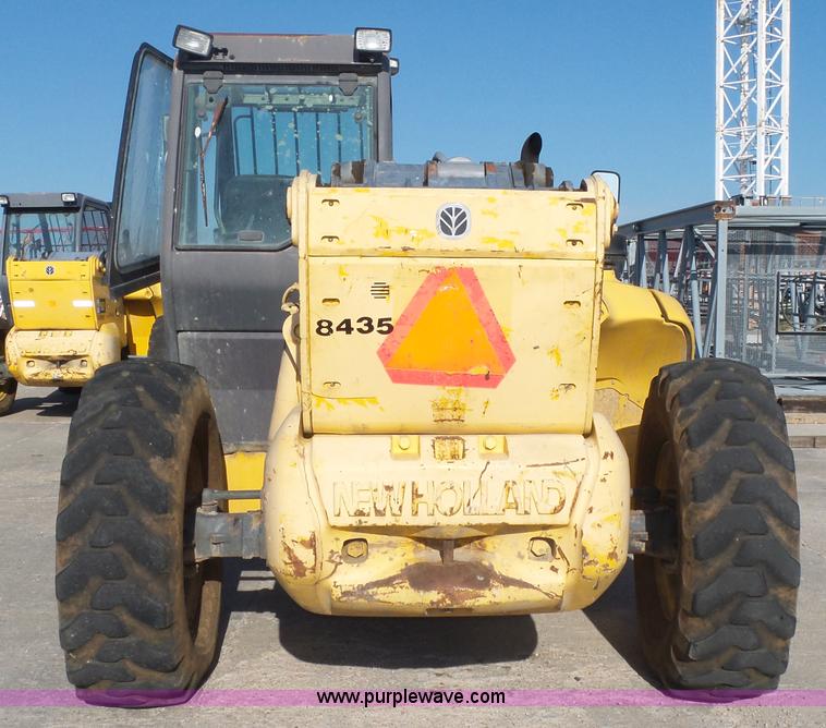 image for item K8405 2000 New Holland LM860 low profile telehandler