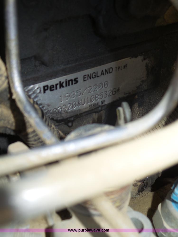 image for item K8405 2000 New Holland LM860 low profile telehandler