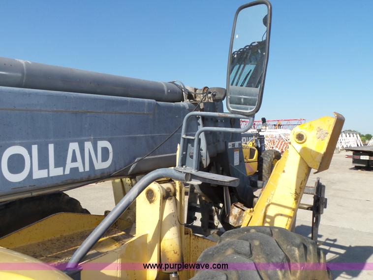 image for item K8405 2000 New Holland LM860 low profile telehandler