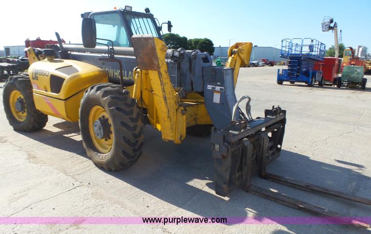image for item K8406 New Holland LM860 low profile telehandler