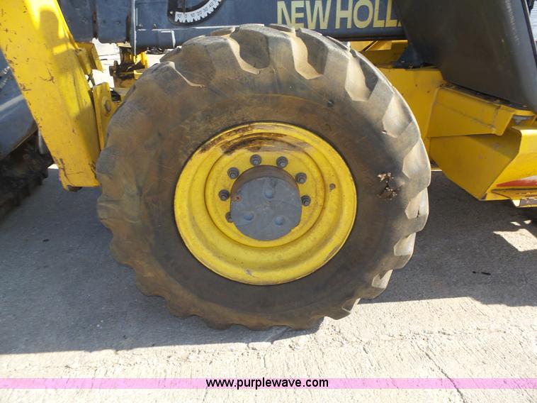image for item K8406 New Holland LM860 low profile telehandler