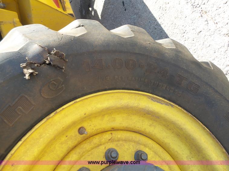 image for item K8406 New Holland LM860 low profile telehandler