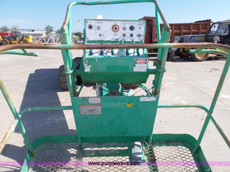 image for item K8407 1990 Aichi SR181 boom lift