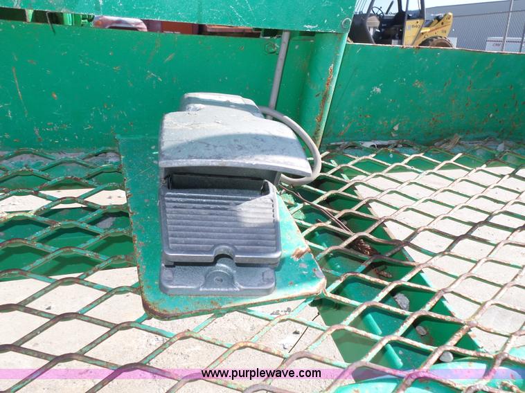 image for item K8407 1990 Aichi SR181 boom lift