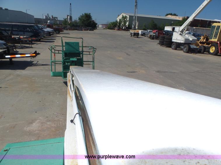 image for item K8407 1990 Aichi SR181 boom lift