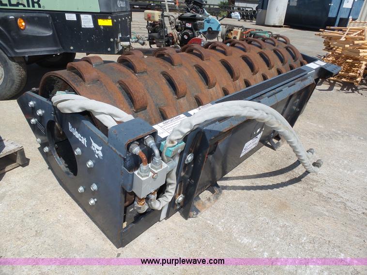 image for item K8414 Bobcat vibratory padfoot roller