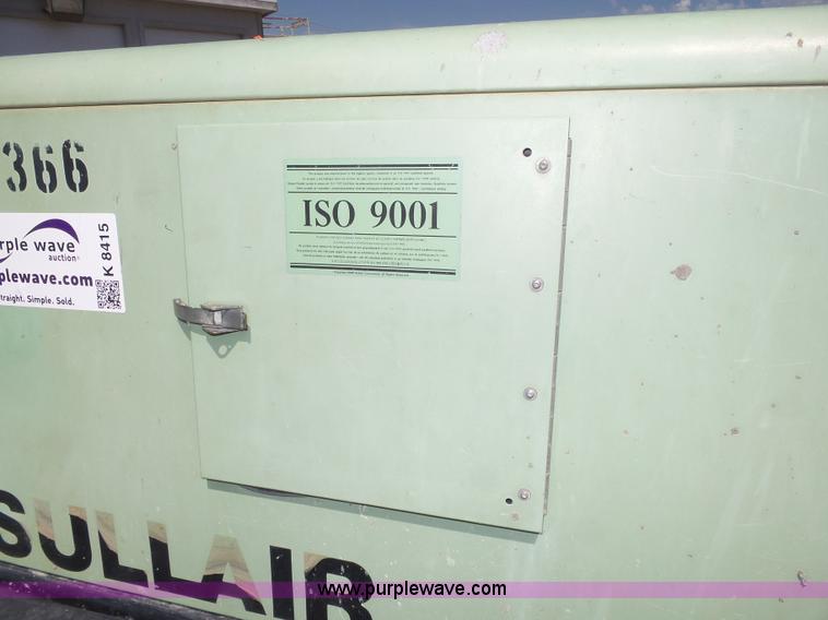 image for item K8415 2006 Sullair 185JD air compressor
