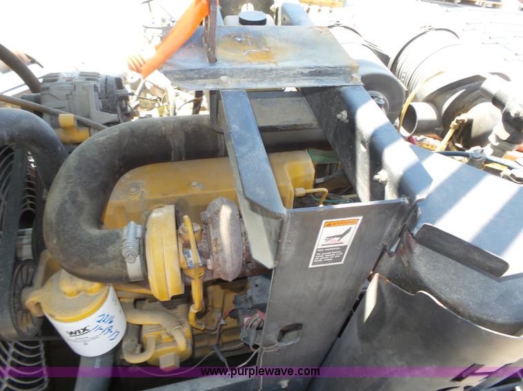 image for item K8415 2006 Sullair 185JD air compressor