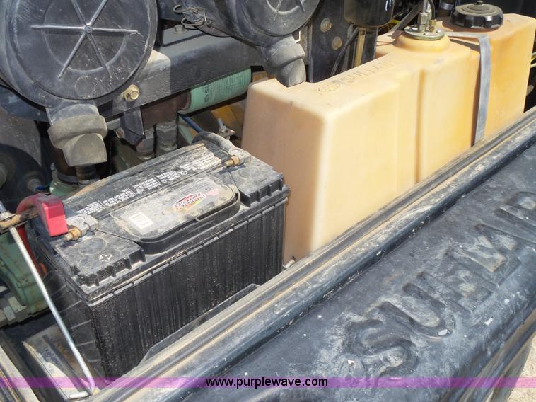 image for item K8415 2006 Sullair 185JD air compressor