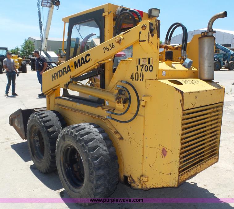 image for item K8419 Hydra Mac 1700 skid steer