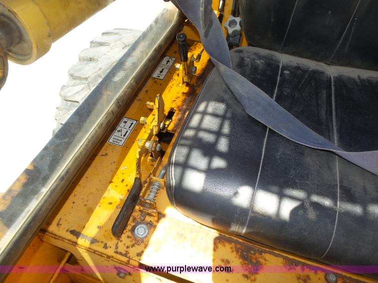 image for item K8419 Hydra Mac 1700 skid steer