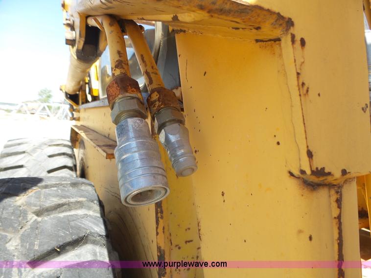 image for item K8419 Hydra Mac 1700 skid steer