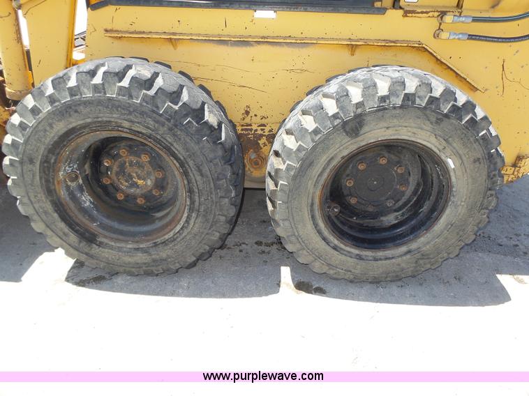 image for item K8419 Hydra Mac 1700 skid steer