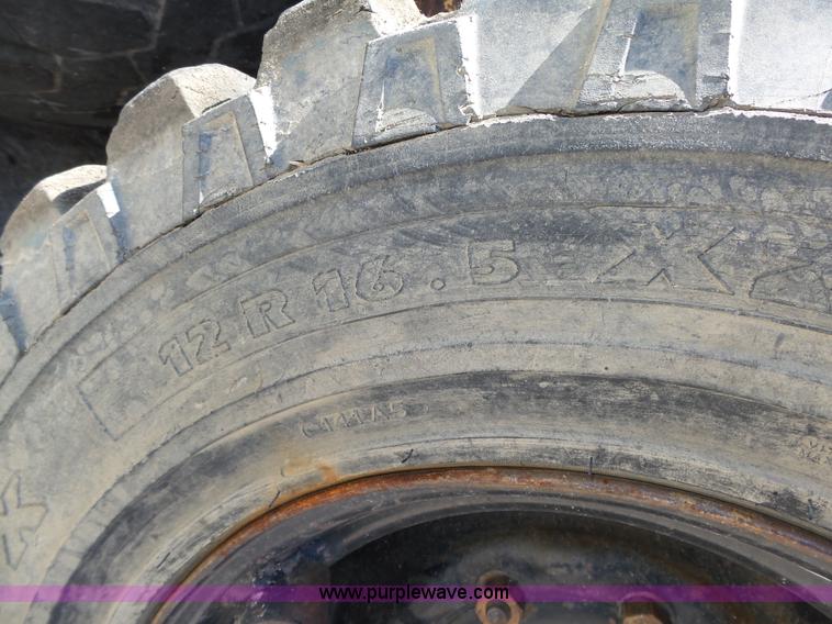 image for item K8419 Hydra Mac 1700 skid steer