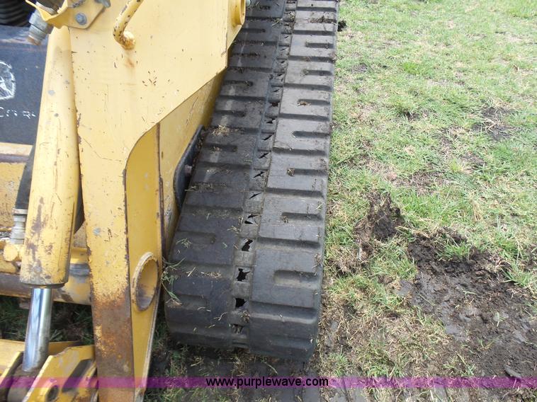 image for item L1578 2007 John Deere CT332 skid steer