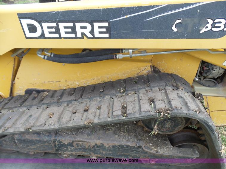 image for item L1578 2007 John Deere CT332 skid steer