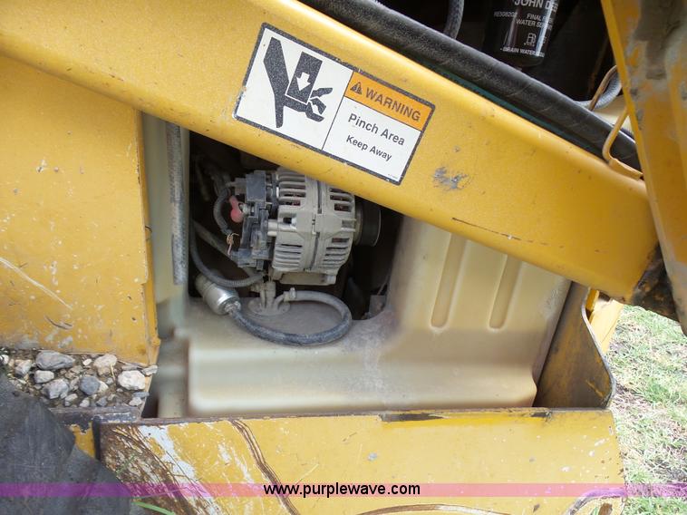 image for item L1578 2007 John Deere CT332 skid steer