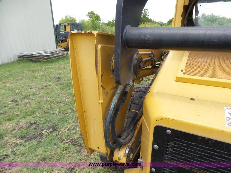 image for item L1578 2007 John Deere CT332 skid steer