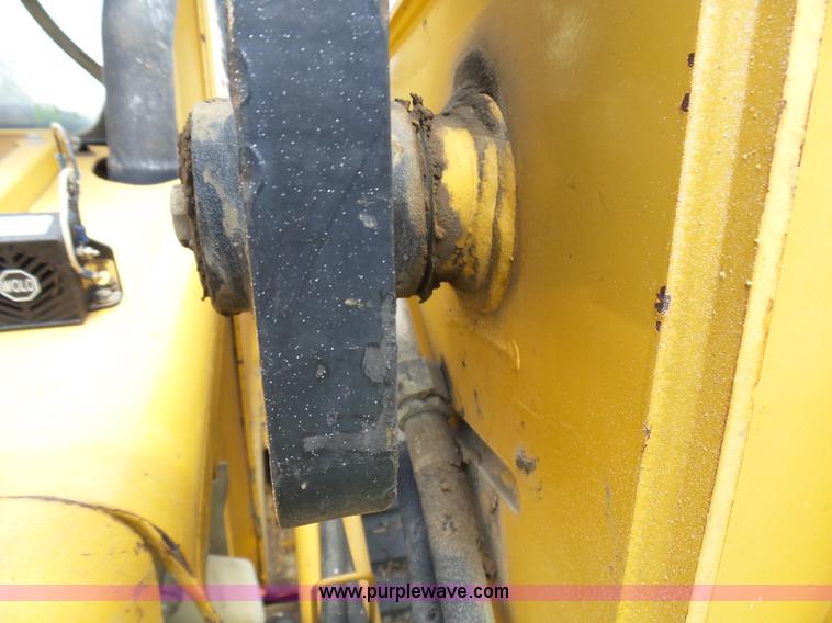 image for item L1578 2007 John Deere CT332 skid steer