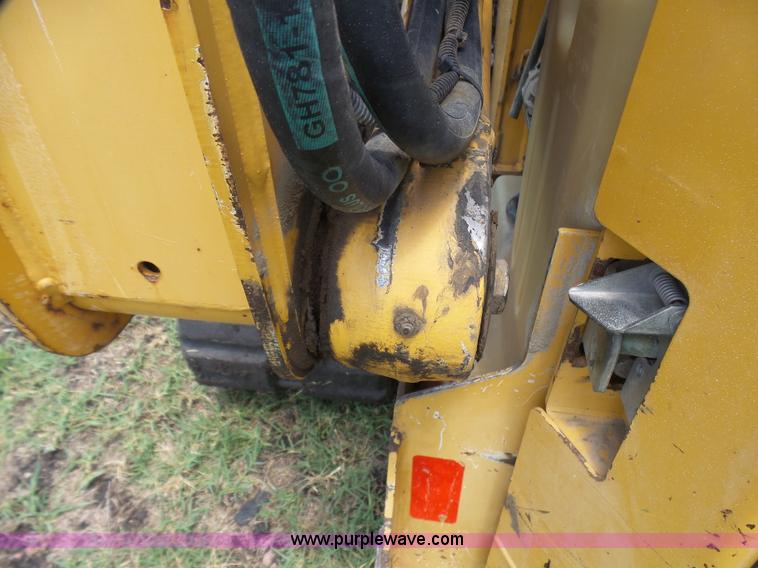 image for item L1578 2007 John Deere CT332 skid steer