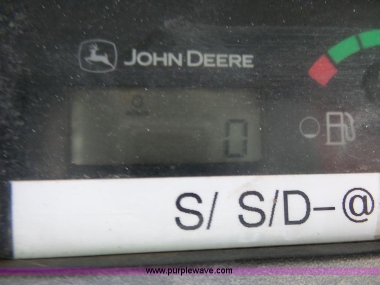 image for item L1578 2007 John Deere CT332 skid steer