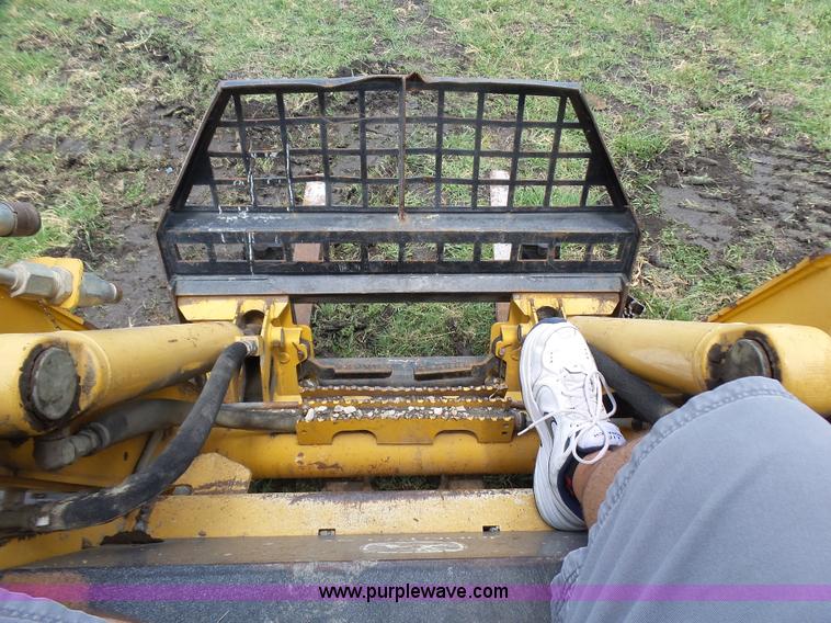 image for item L1578 2007 John Deere CT332 skid steer