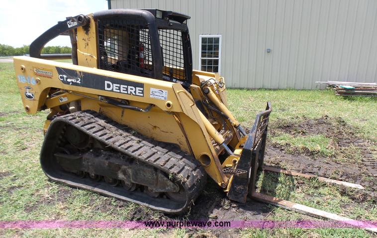 image for item L1578 2007 John Deere CT332 skid steer