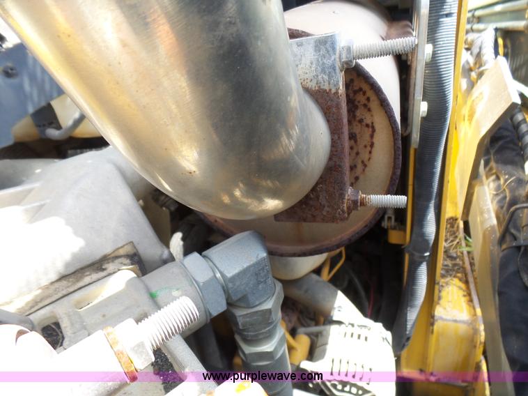 image for item L1579 2010 John Deere 333D skid steer