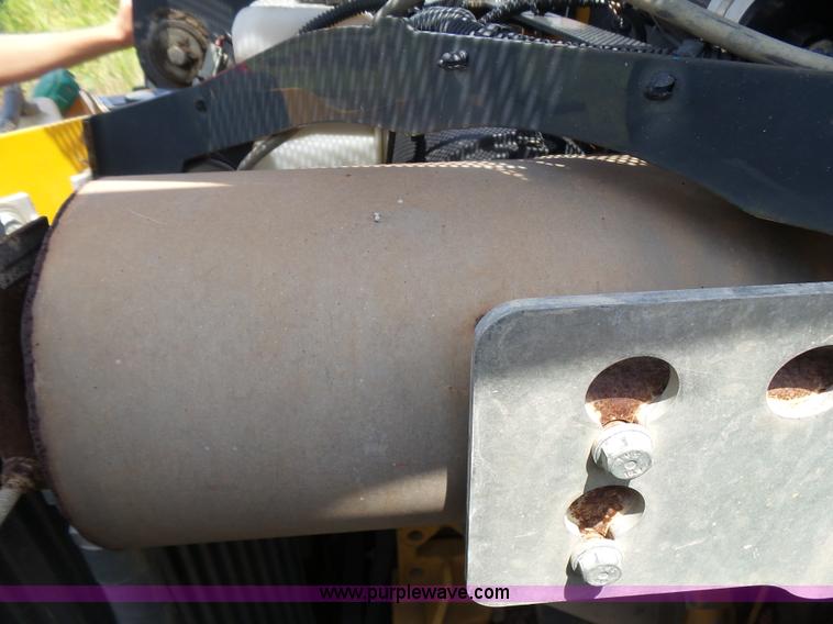 image for item L1579 2010 John Deere 333D skid steer