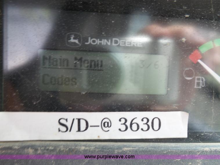 image for item L1579 2010 John Deere 333D skid steer