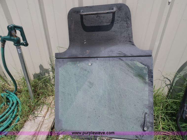 image for item L1579 2010 John Deere 333D skid steer