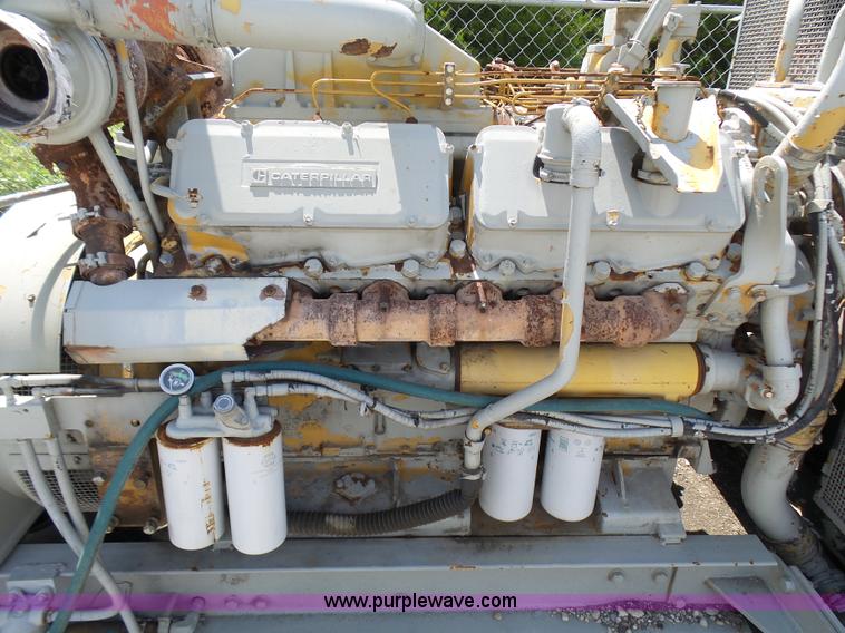 image for item L1580 Caterpillar SR4 generator