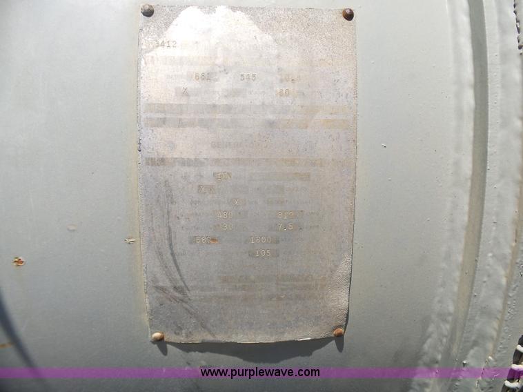 image for item L1580 Caterpillar SR4 generator