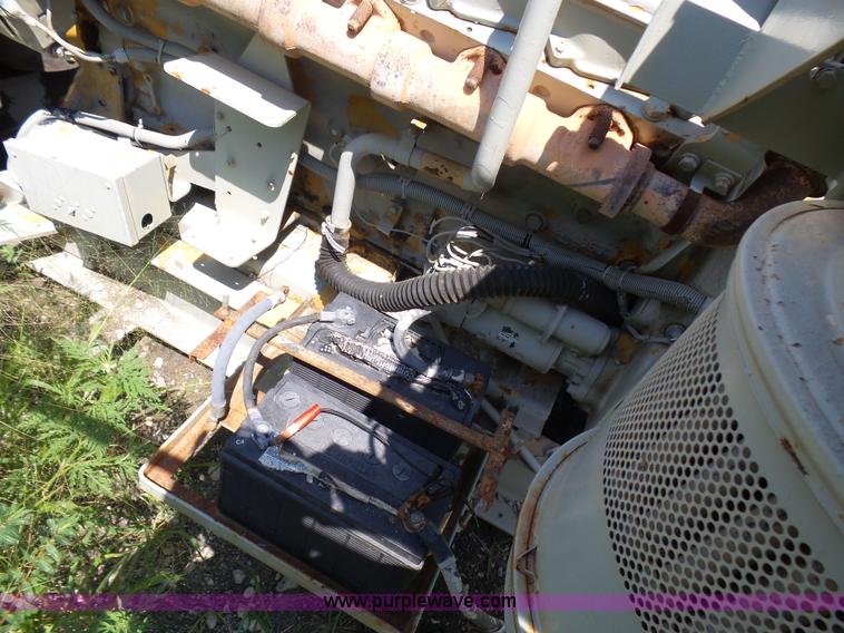 image for item L1580 Caterpillar SR4 generator