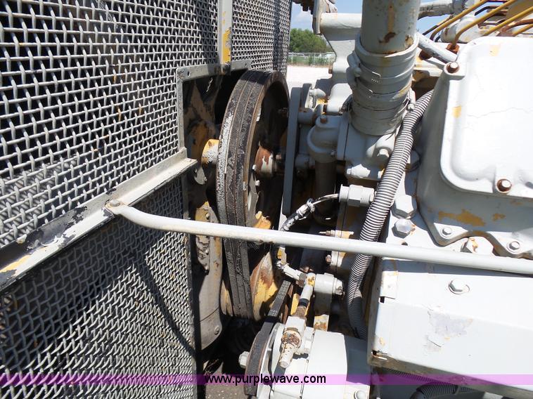 image for item L1580 Caterpillar SR4 generator