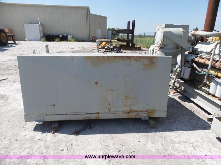 image for item L1580 Caterpillar SR4 generator