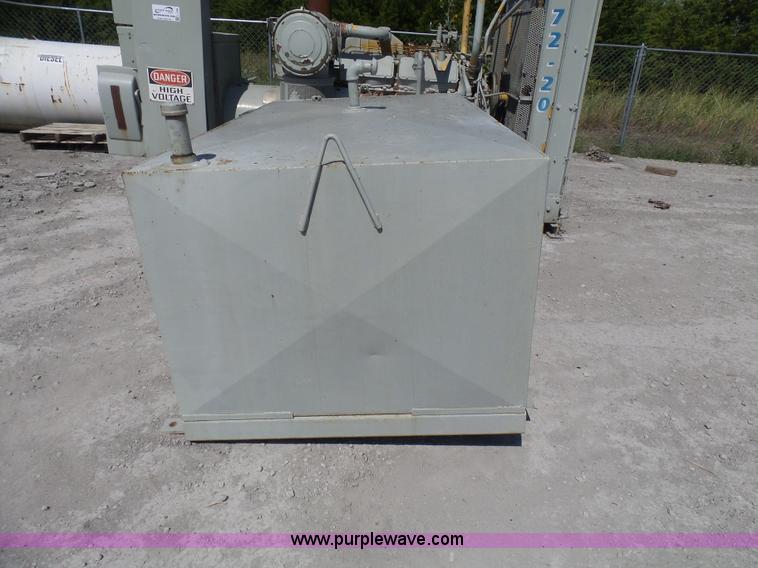 image for item L1580 Caterpillar SR4 generator