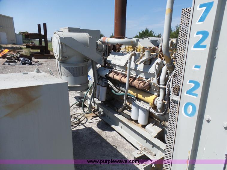 image for item L1580 Caterpillar SR4 generator