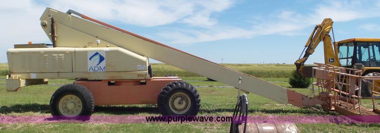 image for item L2006 JLG 60HA boom lift