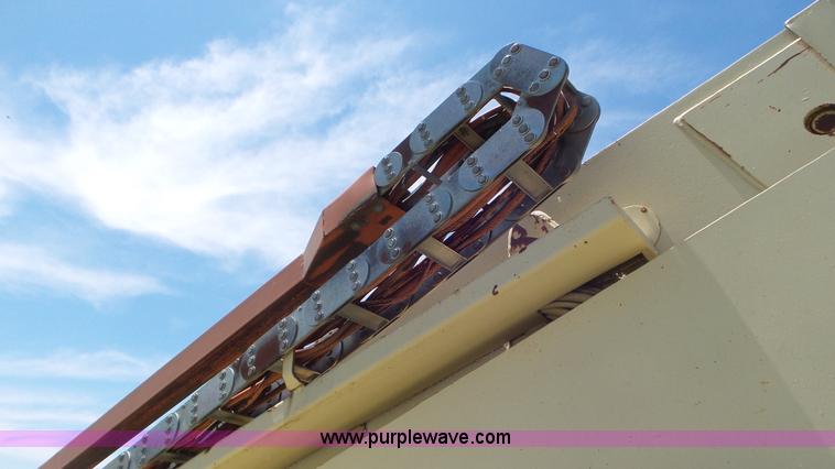 image for item L2006 JLG 60HA boom lift