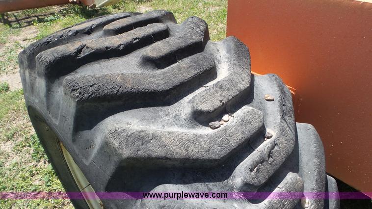 image for item L2006 JLG 60HA boom lift