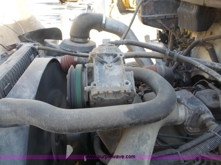 image for item L4934 1995 Freightliner FL70 flatbed truck