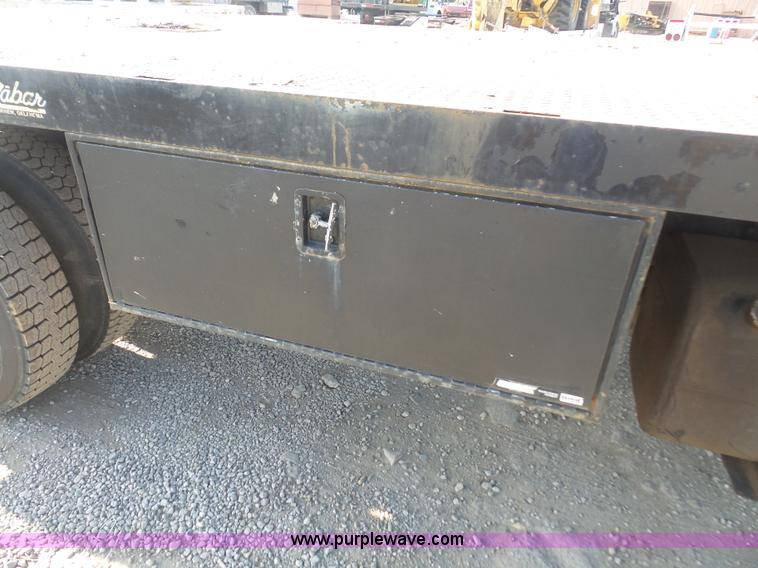 image for item L4934 1995 Freightliner FL70 flatbed truck