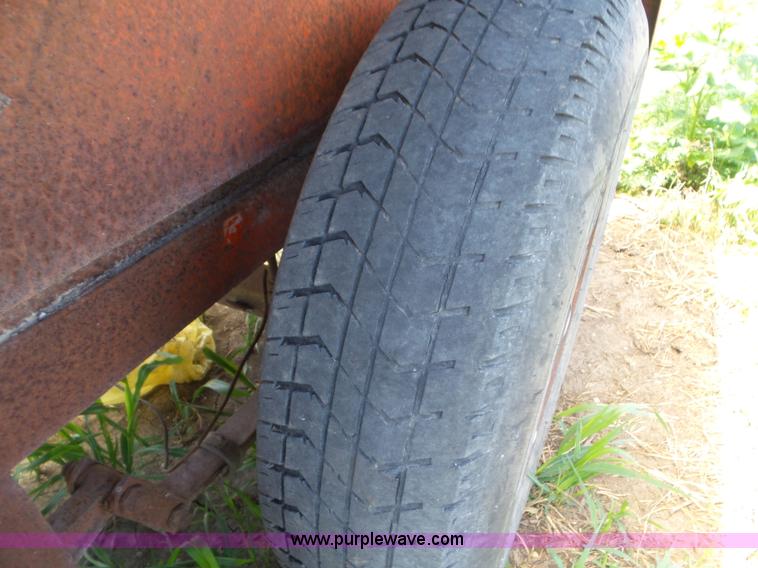 image for item L5250 1974 Ditch Witch T6 trencher trailer