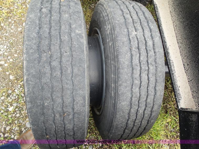 image for item L5510 1993 Rogers lowboy equipment trailer